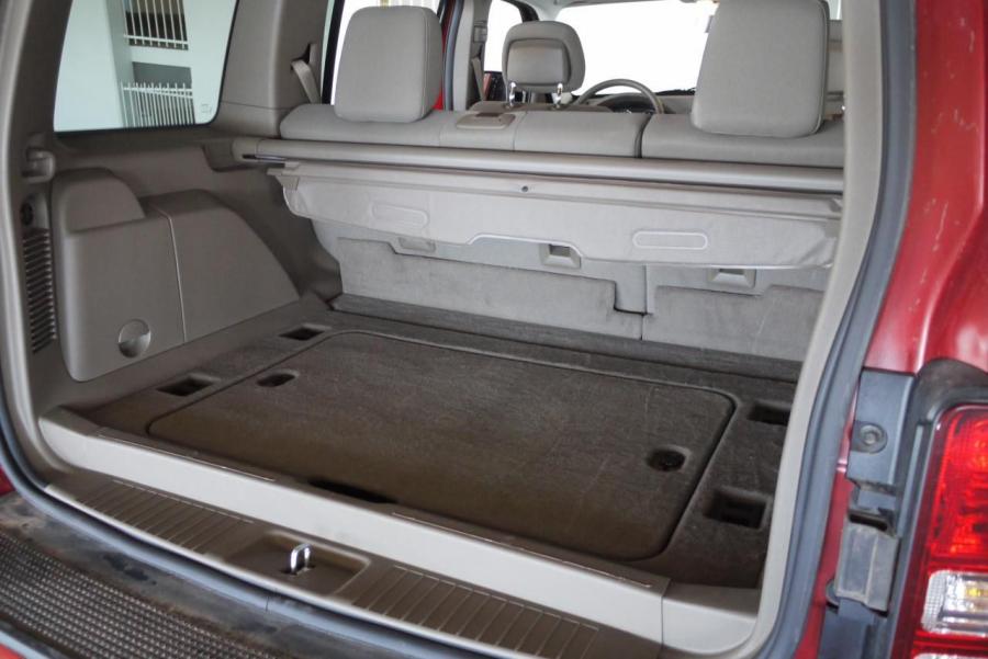  Jeep Liberty Sport 2010 года  (фото 12 из 37)
